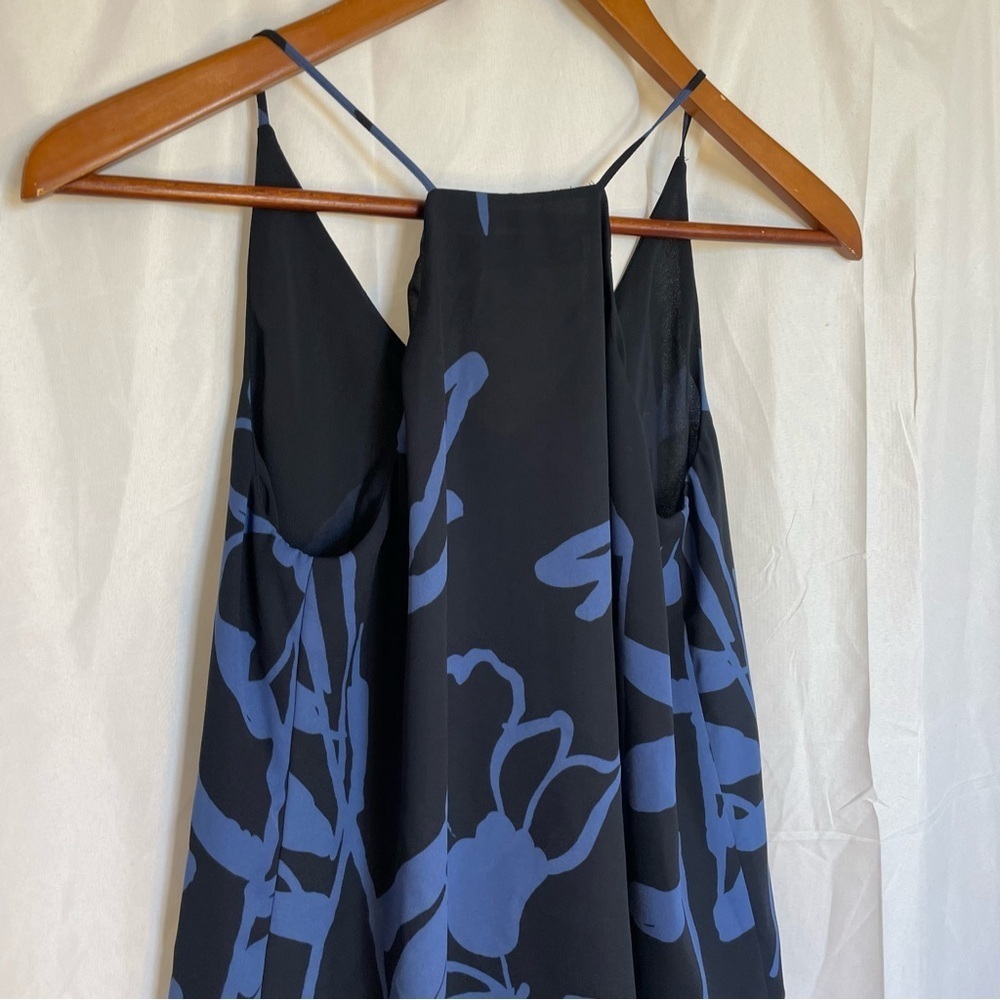 ANN TAYLOR LOFT Women’s Navy Blue Floral Sleeveless Strappy Blouse Size XXSP - Picture 8 of 9